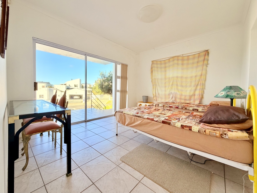 5 Bedroom Property for Sale in Vermont Western Cape